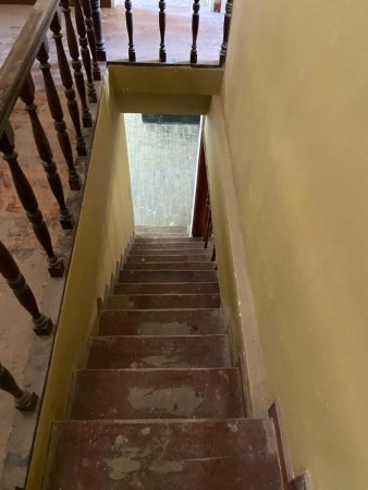 Venta excelente casa en 2 Plantas con 3 baños, fondo, jardín y cochera