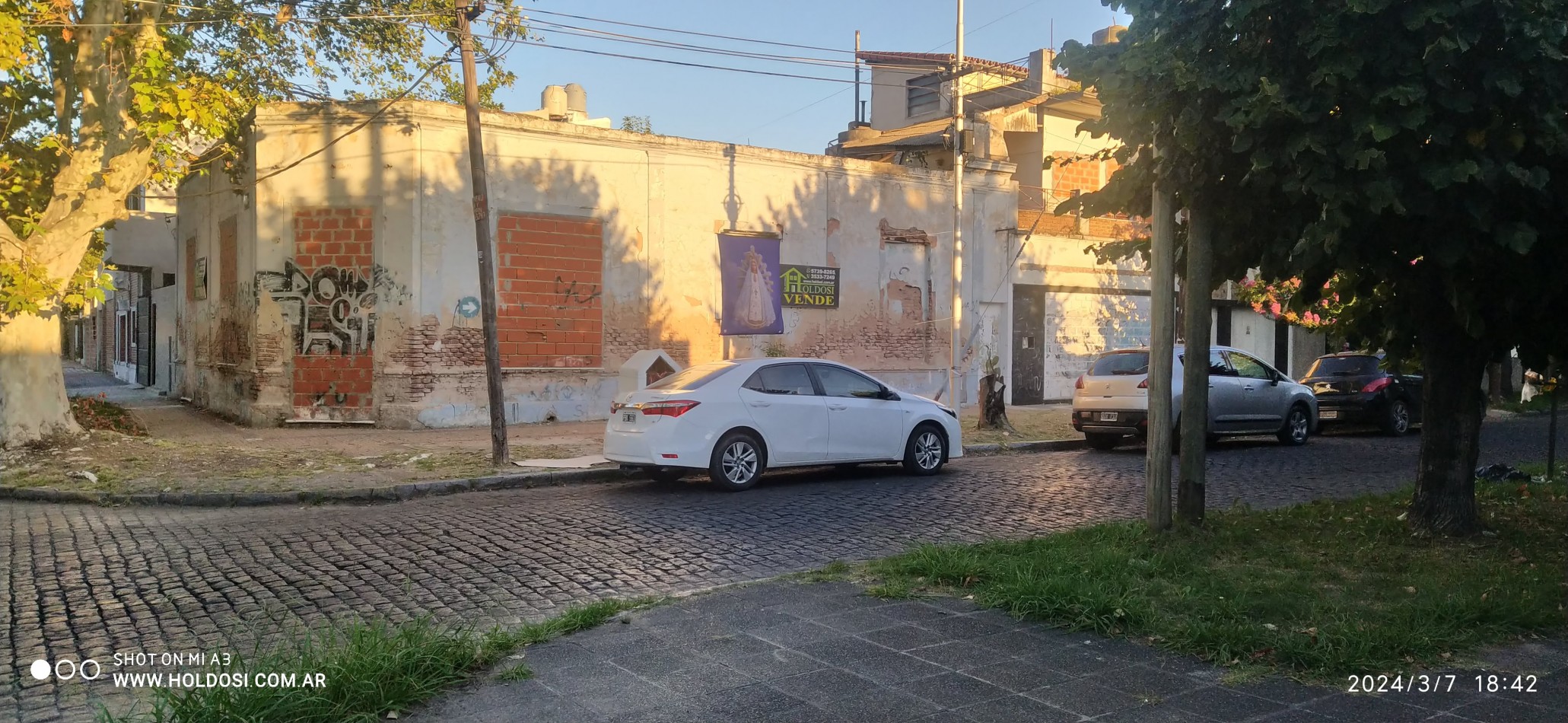 OPORTUNIDAD !!! IDEAL ENPRNDIMIENTO 282m2 EN ESQUINA (con casa a demoler)