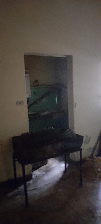 OPORTUNIDAD !!! IDEAL ENPRNDIMIENTO 282m2 EN ESQUINA (con casa a demoler)