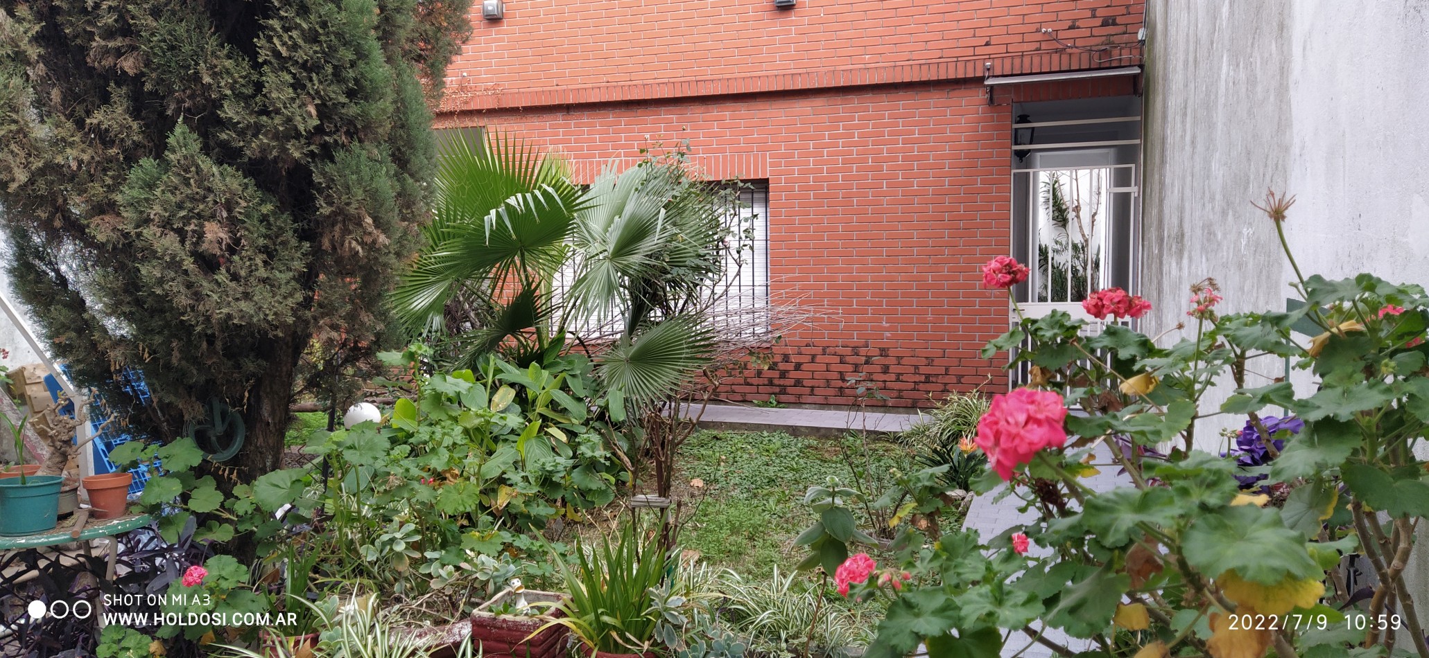 DEPARTAMENTO EN PH 3 dormitorios apto profesional MUY BUENA UBICACION,  CUADRA DE H. IRIGOYEN