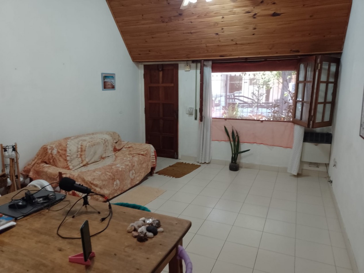 CASA EN PH TRES AMBIENTES EN EL CENTRO DE CHACABUCO