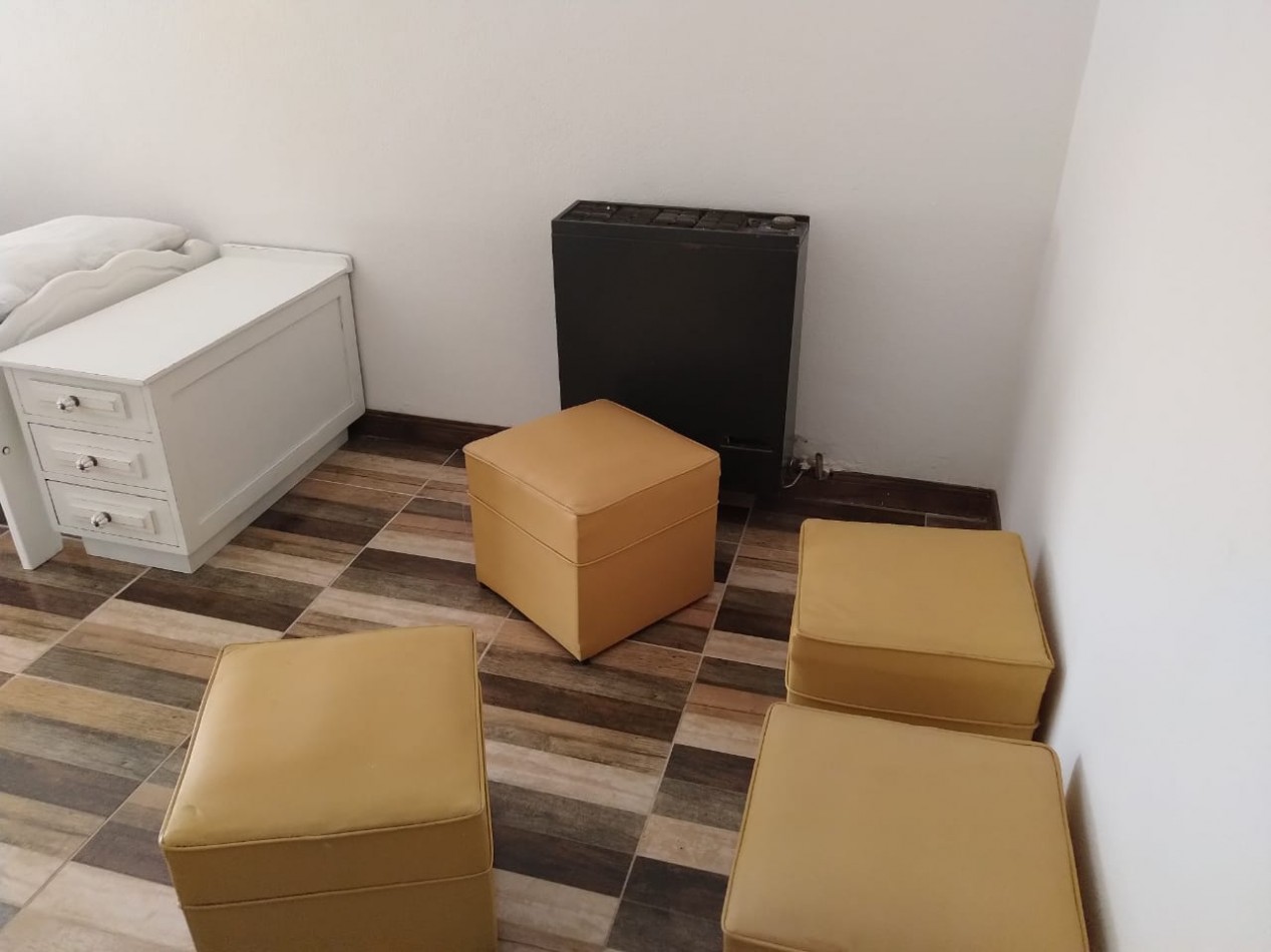 DEPTO 2 DORMITORIOS COCINA COMEDOR Y COCHERA FIJA