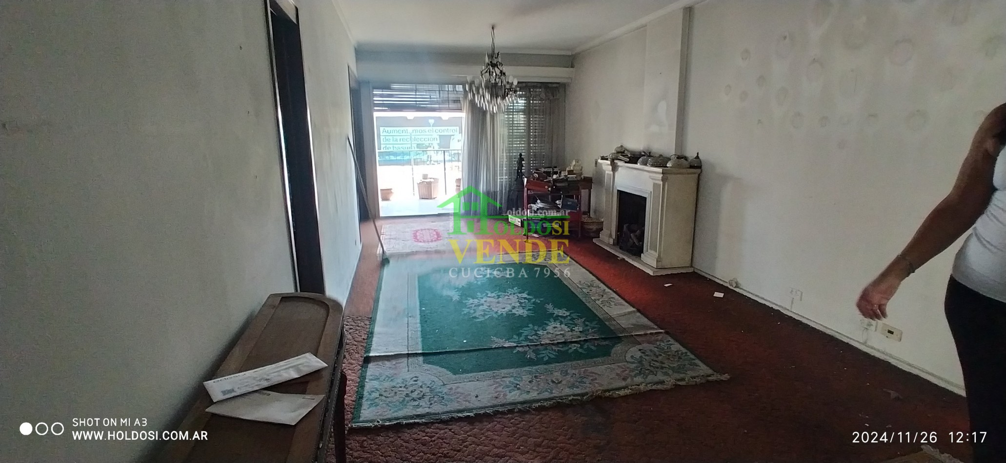 IMPORTANTE DEPARTAMENTO FLORESTA 5 ambientes y comedor diario o dependencia, 2 baños, 2 balcones.