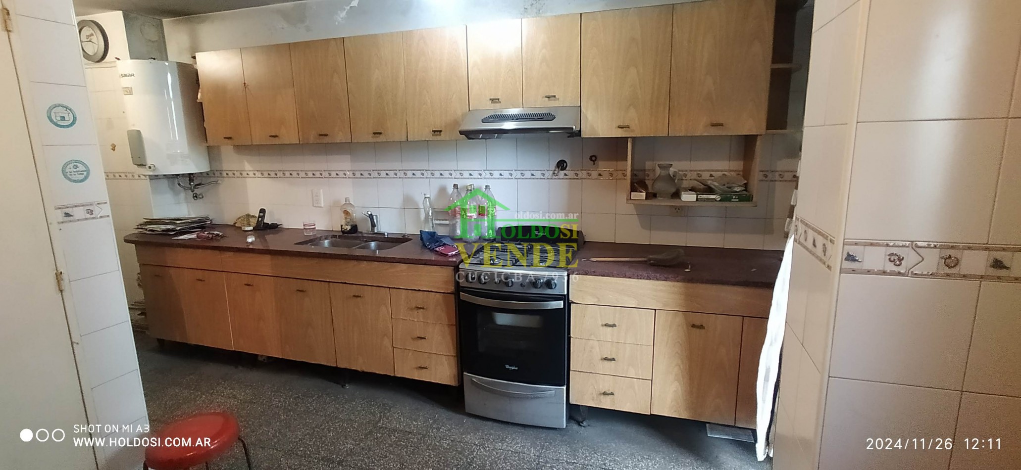 IMPORTANTE DEPARTAMENTO FLORESTA 5 ambientes y comedor diario o dependencia, 2 baños, 2 balcones.
