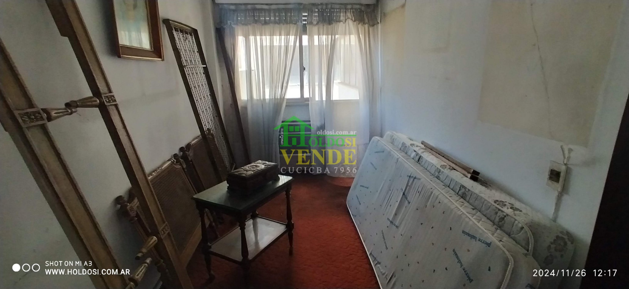 IMPORTANTE DEPARTAMENTO FLORESTA 5 ambientes y comedor diario o dependencia, 2 baños, 2 balcones.